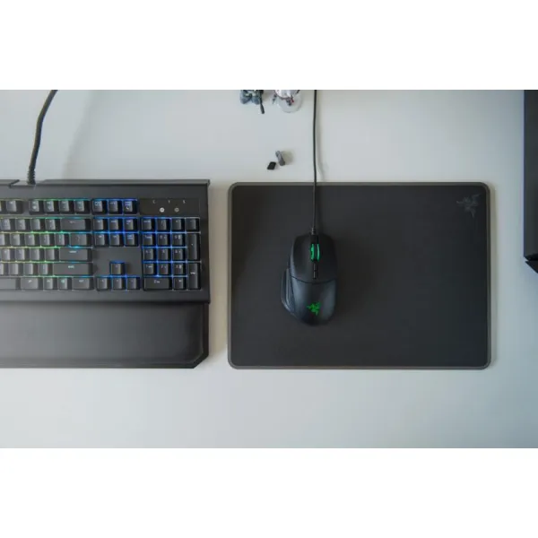 chut razer basilisk_330