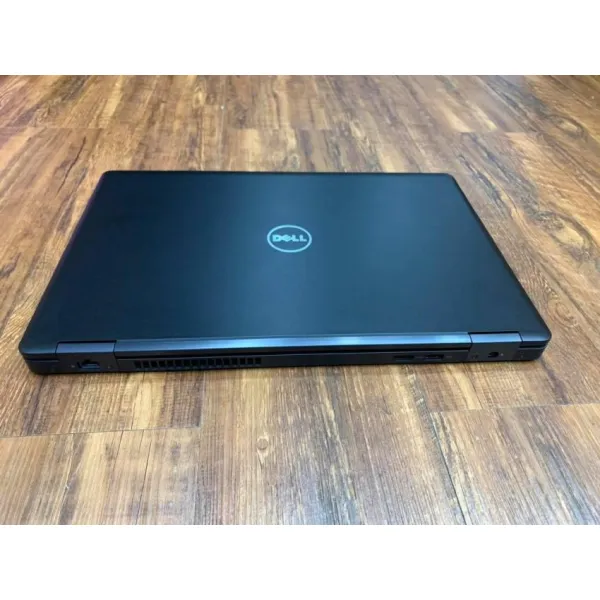 Laptop Cũ Dell Latitude 5580 Core i5-6440HQ/ RAM 8GB/ SSD 256GB/ 15.6 Inch FHD 